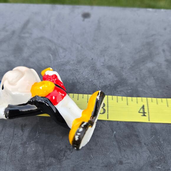 Vintage Jiminy Cricket Figurine 3" Tall Walt Disney Productions Japan *read* - Picture 11 of 12